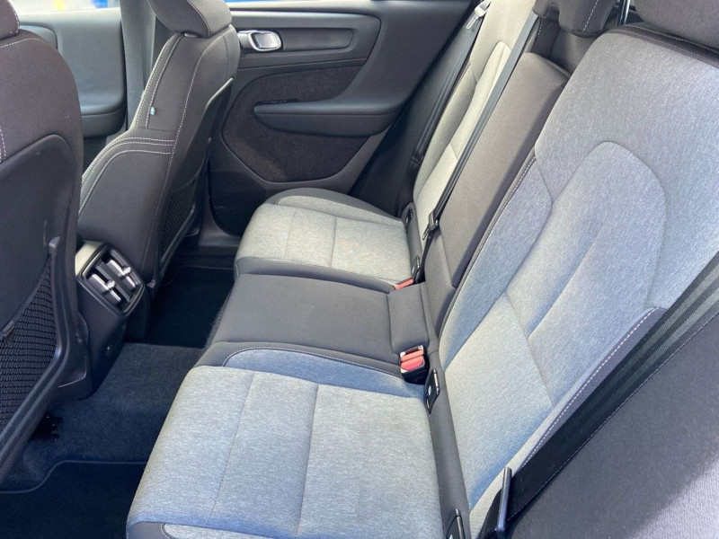 Volvo XC 2.0 MHEV 163 BVA CORE Camra JA 18 Hayon  occasion  Lescure-d'Albigeois - photo n14