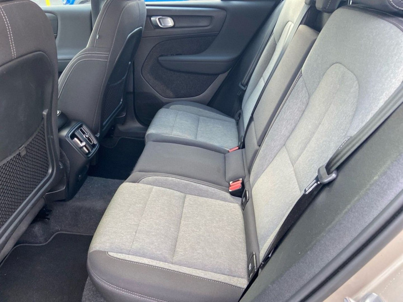 Volvo XC 2.0 MHEV 163 BVA CORE Camra JA 18 Hayon  occasion  Lescure-d'Albigeois - photo n14