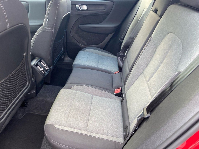 Volvo XC 2.0 MHEV 163 BVA CORE Camra JA 18 Hayon  occasion  Lescure-d'Albigeois - photo n14