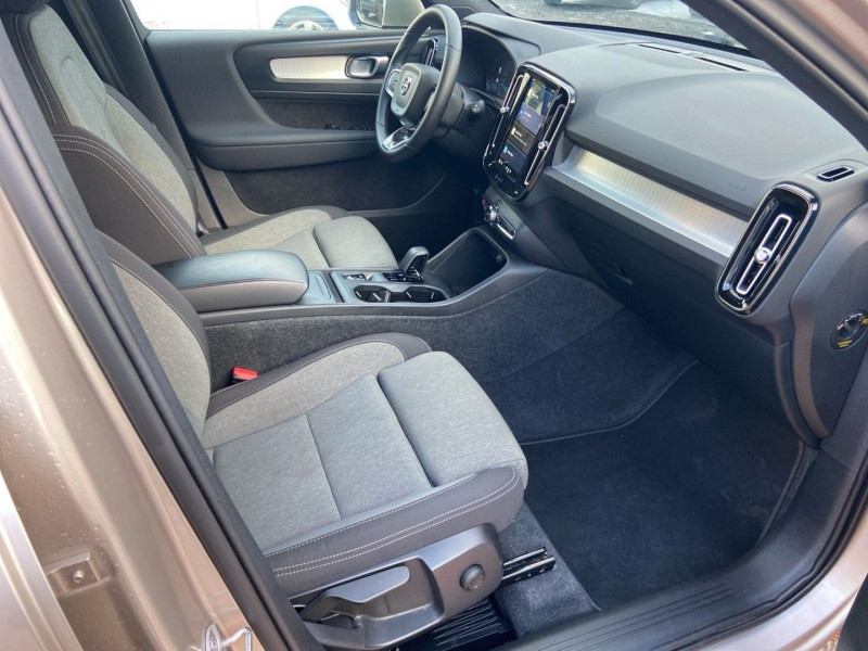 Volvo XC 2.0 MHEV 163 BVA CORE Camra JA 18 Hayon  occasion  Lescure-d'Albigeois - photo n19