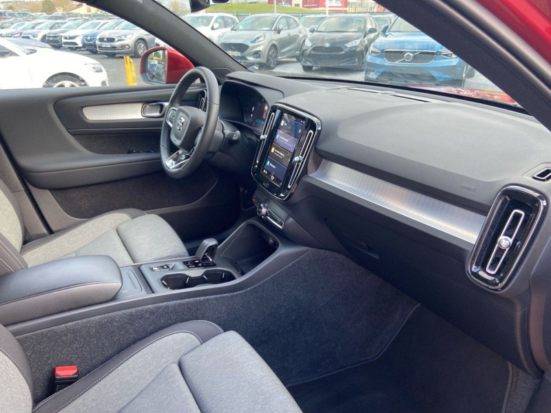 Volvo XC 2.0 MHEV 163 BVA CORE Camra JA 18 Hayon  occasion  Lescure-d'Albigeois - photo n20