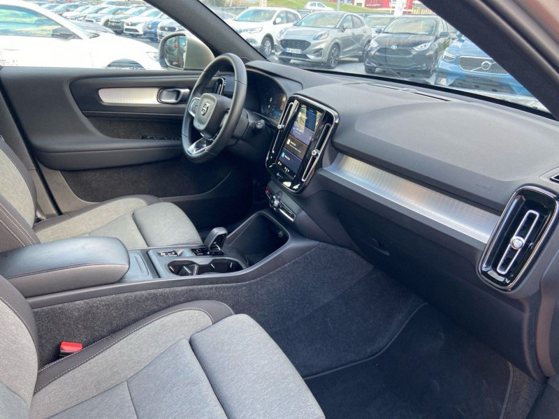 Volvo XC 2.0 MHEV 163 BVA CORE Camra JA 18 Hayon  occasion  Lescure-d'Albigeois - photo n20