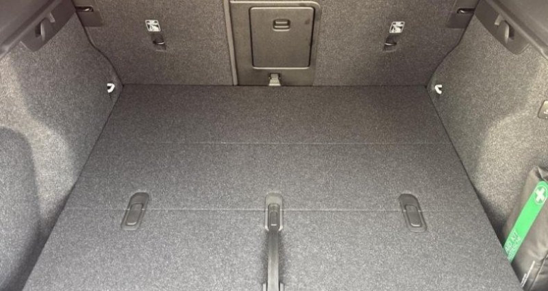 Volvo XC40 B3 163ch Black Edition DCT 7 2025 - photo n°7 Volvo XC40 B3 163ch Black Edition DCT 7  occasion à AUBIERE - photo n°7