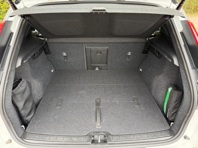 Volvo XC40 Electrique AWD 408 ch BVA 2024 - photo n°14 Volvo XC40 Electrique AWD 408 ch BVA  occasion à L'Union - photo n°14