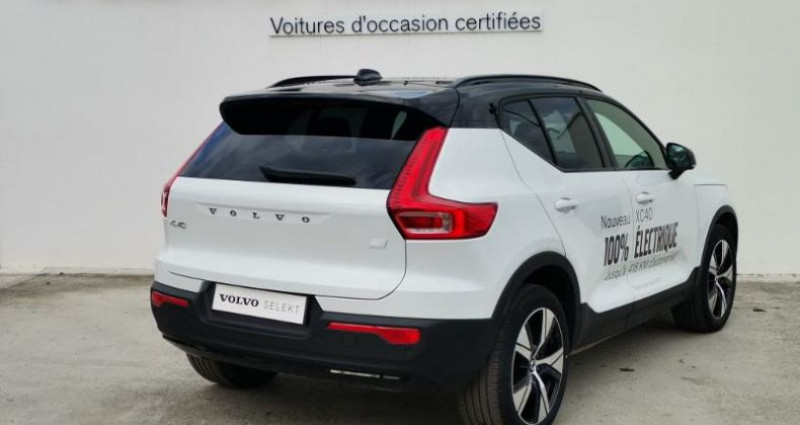 Volvo XC40 P8 AWD 408ch R-Design EDT Blanc occasion à Auxerre - photo n°5