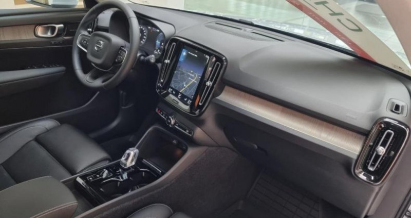 Volvo XC40 T5 Recharge - 180 82 - BV DCT 7 Inscription Luxe 2021 - photo n°3 Volvo XC40 T5 Recharge - 180 82 - BV DCT 7 Inscription Luxe  occasion à Tours - photo n°3