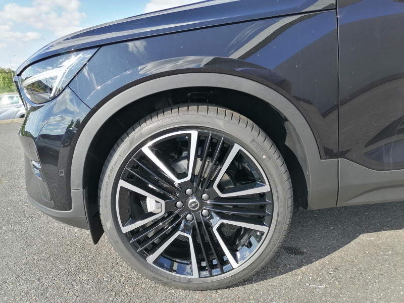 Volvo XC40 XC40 B3 163 ch DCT7 Ultra 5p 2025 - photo n°6 Volvo XC40 XC40 B3 163 ch DCT7 Ultra 5p  occasion à Onet-le-Château - photo n°6