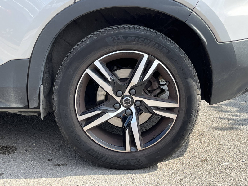 Volvo XC40 XC40 B3 163 ch DCT7  occasion à Saint-Ouen l'Aumne - photo n°7