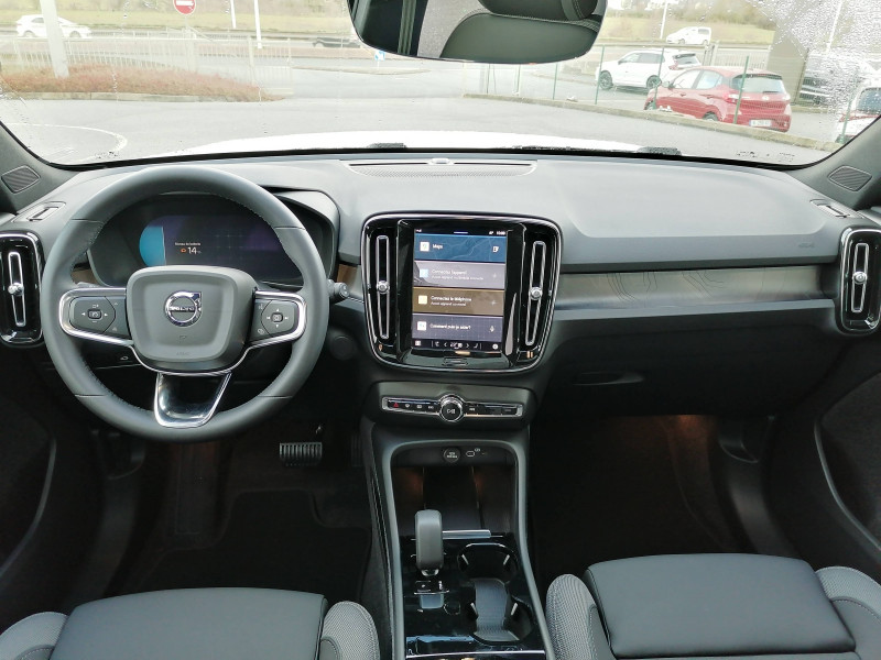 Volvo XC40 XC40 Recharge Extended Range 252 ch 1EDT Ultimate 5p 2023 - photo n°14 Volvo XC40 XC40 Recharge Extended Range 252 ch 1EDT Ultimate 5p  occasion à Onet-le-Château - photo n°14