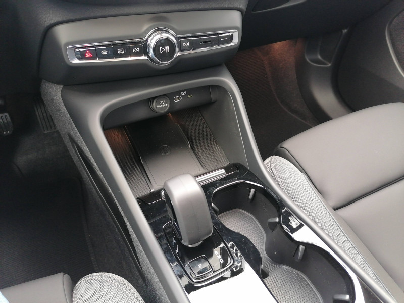 Volvo XC40 XC40 Recharge Extended Range 252 ch 1EDT Ultimate 5p 2023 - photo n°17 Volvo XC40 XC40 Recharge Extended Range 252 ch 1EDT Ultimate 5p  occasion à Onet-le-Château - photo n°17