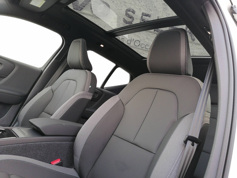 Volvo XC40 XC40 Recharge Extended Range 252 ch 1EDT Ultimate 5p 2023 - photo n°12 Volvo XC40 XC40 Recharge Extended Range 252 ch 1EDT Ultimate 5p  occasion à Onet-le-Château - photo n°12