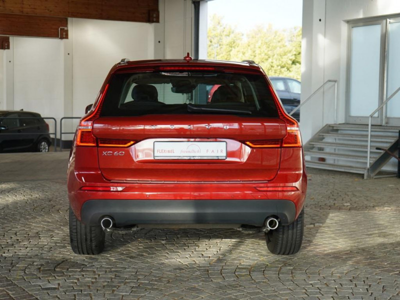 Volvo XC60 2.0 M-Hybrid Momentum Pro LED Navi Kamera 2021 - photo n°4 Volvo XC60 2.0 M-Hybrid Momentum Pro LED Navi Kamera  occasion à L'Union - photo n°4