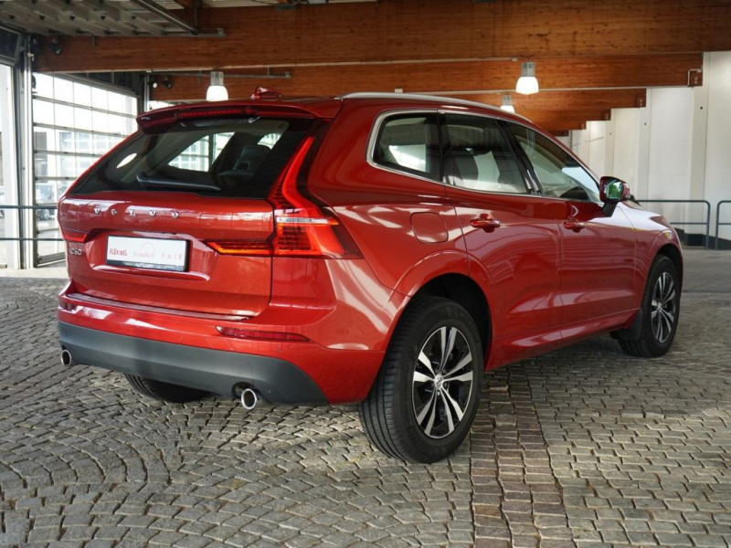 Volvo XC60 2.0 M-Hybrid Momentum Pro LED Navi Kamera 2021 - photo n°5 Volvo XC60 2.0 M-Hybrid Momentum Pro LED Navi Kamera  occasion à L'Union - photo n°5
