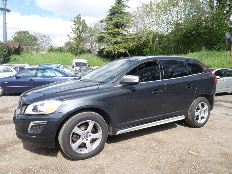 Volvo XC60 D3 AWD 163CH R-DESIGN GEARTRONIC