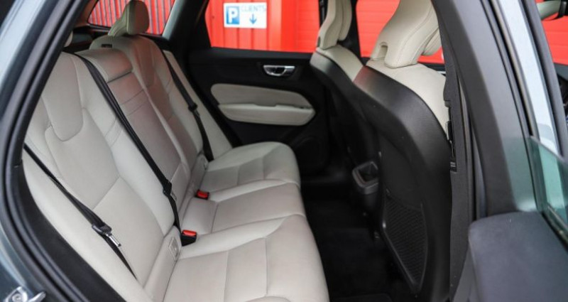 Volvo XC60 D4 190 BVA Geartronic 2018 - photo n°7 Volvo XC60 D4 190 BVA Geartronic  occasion à Saint-Égrève - photo n°7