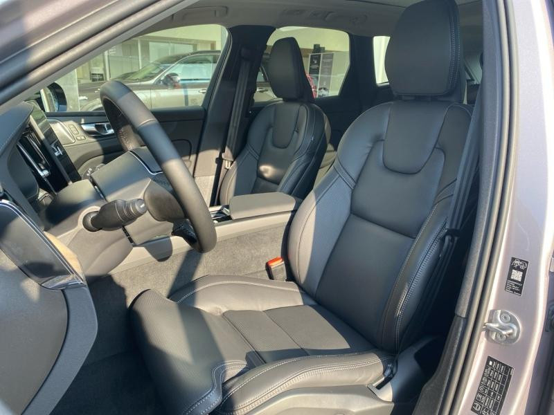 Volvo XC60 T6 Hybride Rechargeable 350ch Ultra Style Dark Geartronic 8   occasion  Auxerre - photo n6