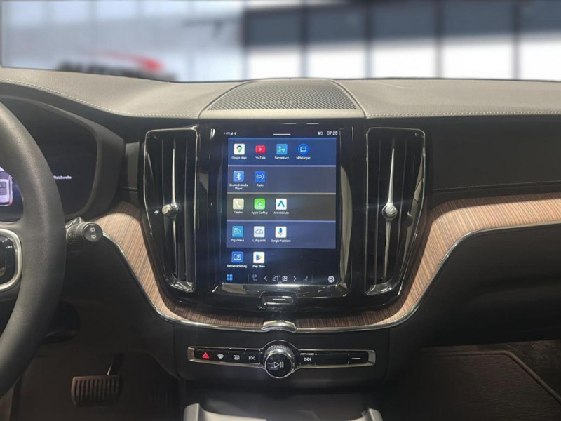 Volvo XC60 XC 60 Ultimate Dark Recharge Plug-In Hybrid AWD 2023 - photo n°12 Volvo XC60 XC 60 Ultimate Dark Recharge Plug-In Hybrid AWD  occasion à L'Union - photo n°12