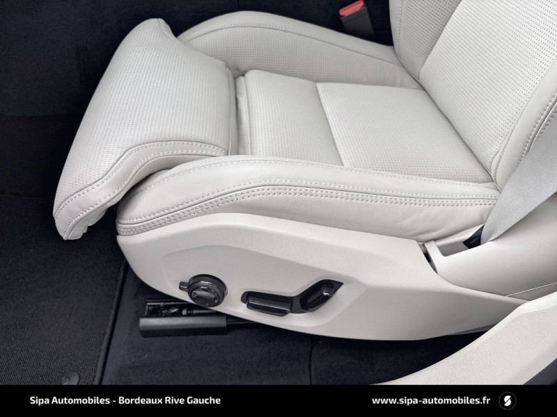 Volvo XC60 XC60 T6 AWD Hybride rechargeable 253 ch+145 ch Geartronic 8  2025 - photo n°13 Volvo XC60 XC60 T6 AWD Hybride rechargeable 253 ch+145 ch Geartronic 8   occasion à Mérignac - photo n°13