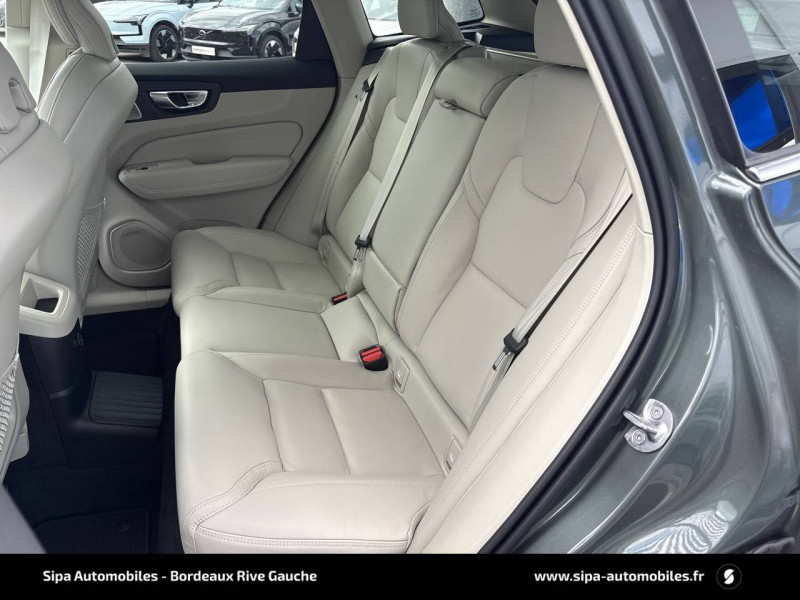 Volvo XC60 XC60 T6 AWD Hybride rechargeable 253 ch+145 ch Geartronic 8  2025 - photo n°7 Volvo XC60 XC60 T6 AWD Hybride rechargeable 253 ch+145 ch Geartronic 8   occasion à Mérignac - photo n°7