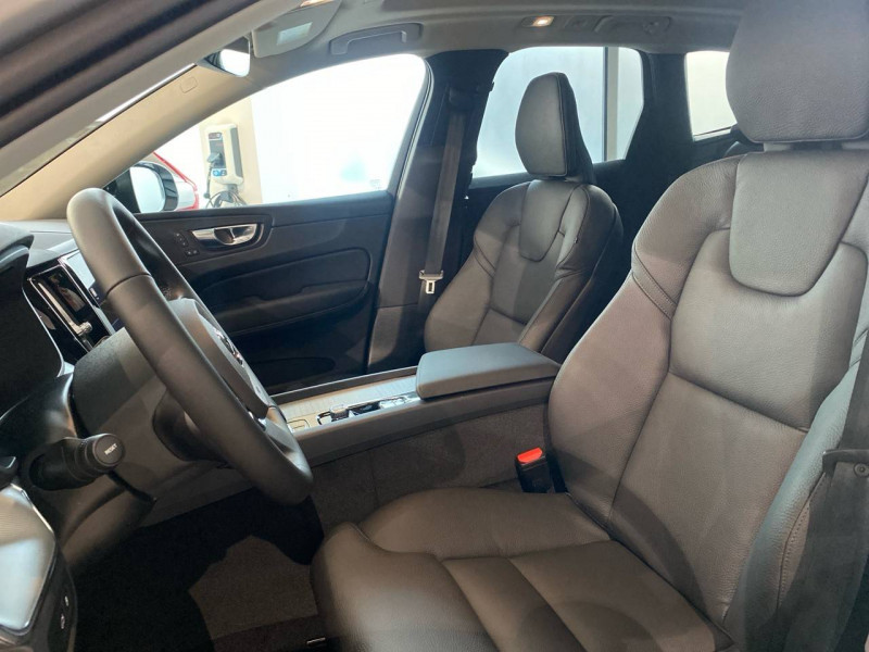 Volvo XC60 XC60 T6 AWD Hybride rechargeable 253 ch+145 ch Geartronic 8  occasion  VILLEFRANCHE-SUR-SANE - photo n5