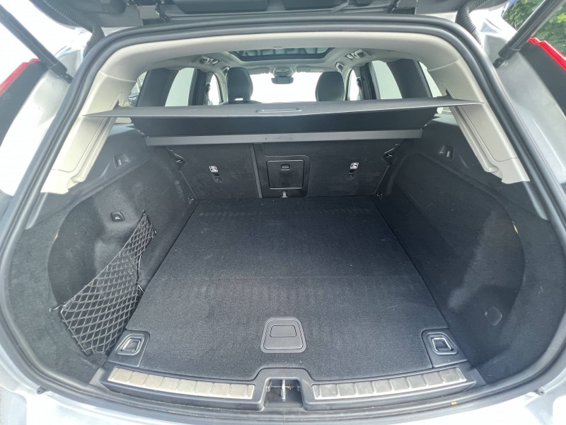 Volvo XC60 XC60 T6 AWD Hybride rechargeable 253 ch+145 ch Geartronic 8  occasion  Saint-Ouen l'Aumne - photo n9