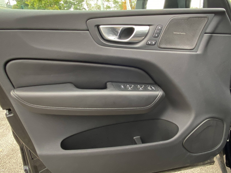 Volvo XC60 XC60 T6 Recharge AWD 253 ch + 145 ch Geartronic 8  occasion  Saint-Ouen l'Aumne - photo n7